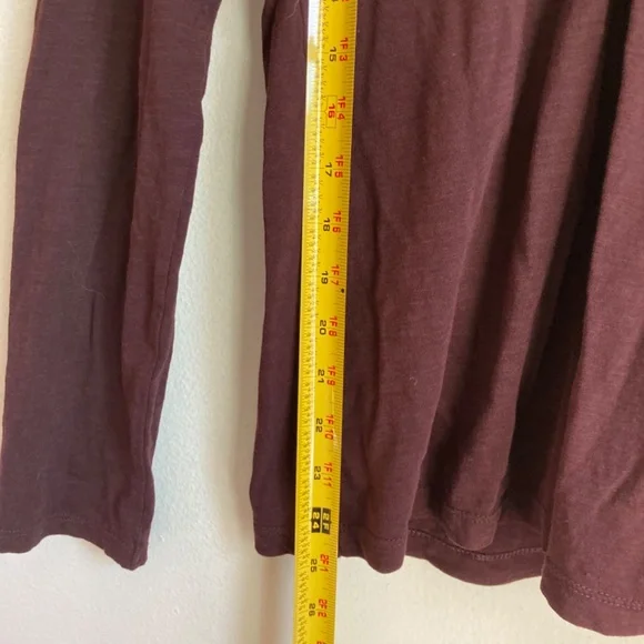 Ann Taylor Loft Women’s top - Picture 5 of 6